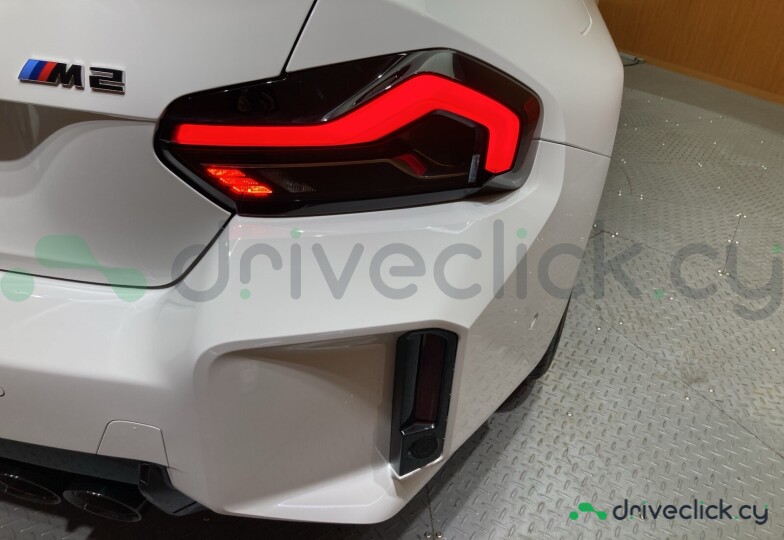 BMW M2 White