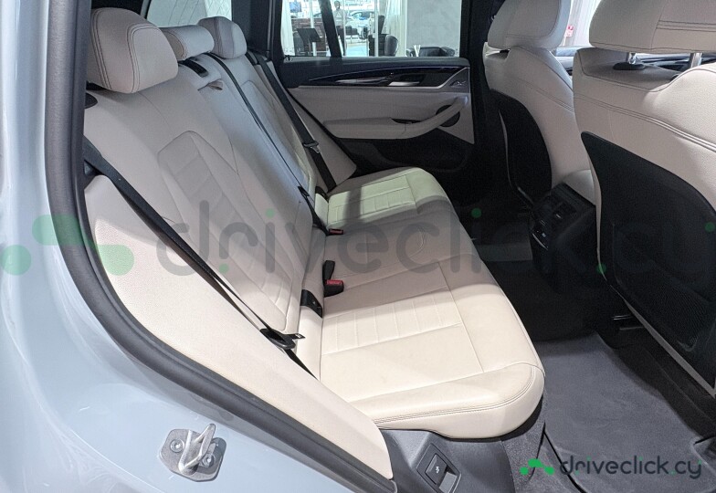 BMW X3 White