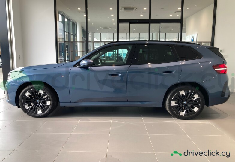 BMW X3 Blue