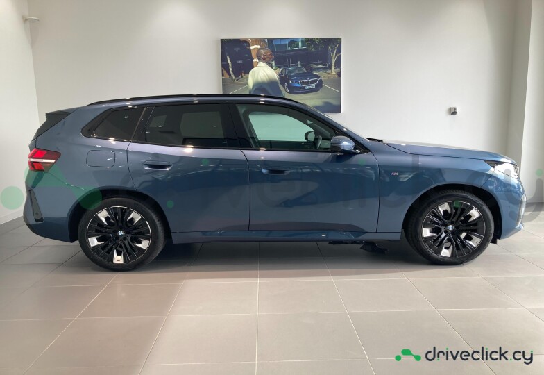 BMW X3 Blue