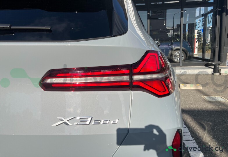 BMW X3 White