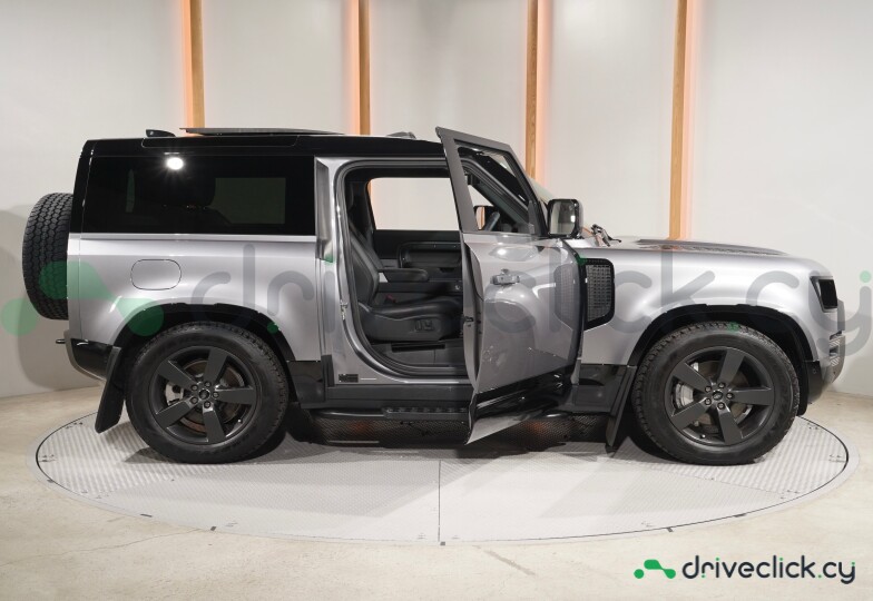 Land Rover Defender Grey