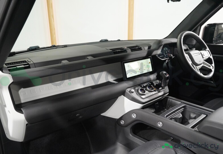 Land Rover Defender Grey
