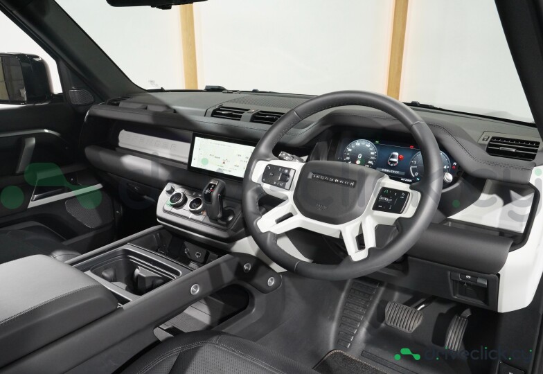 Land Rover Defender Grey
