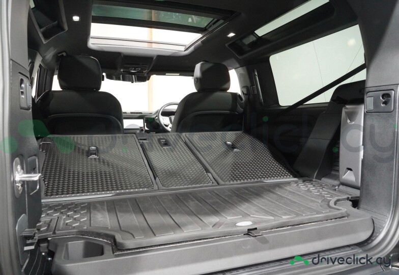 Land Rover Defender Grey