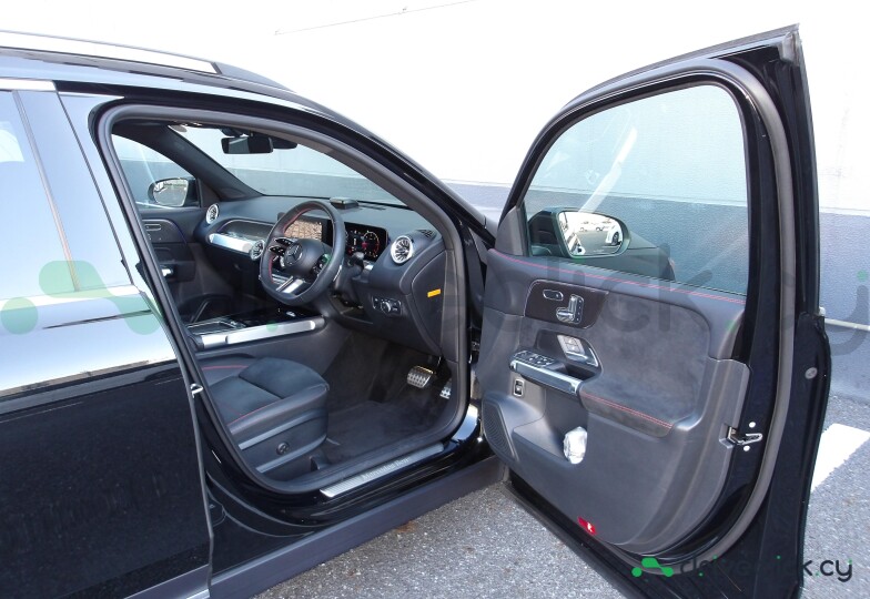 Mercedes GLB-class Black