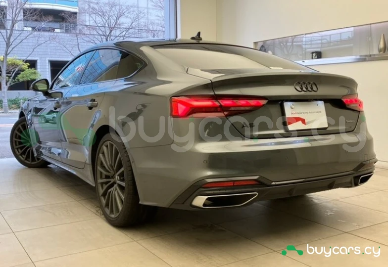 Audi A5 Серый