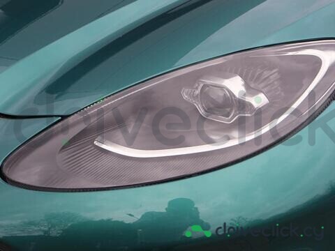 Aston Martin DBX Green