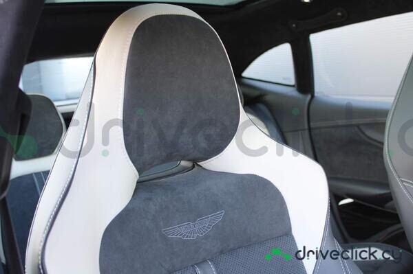 Aston Martin DBX Grey