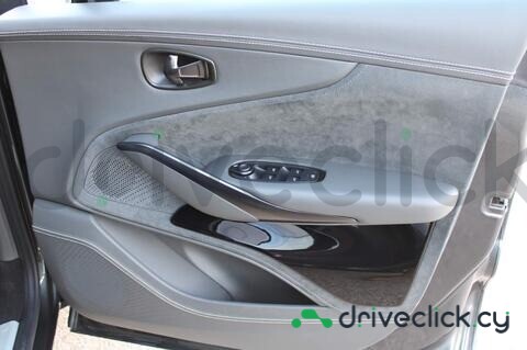 Aston Martin DBX Grey