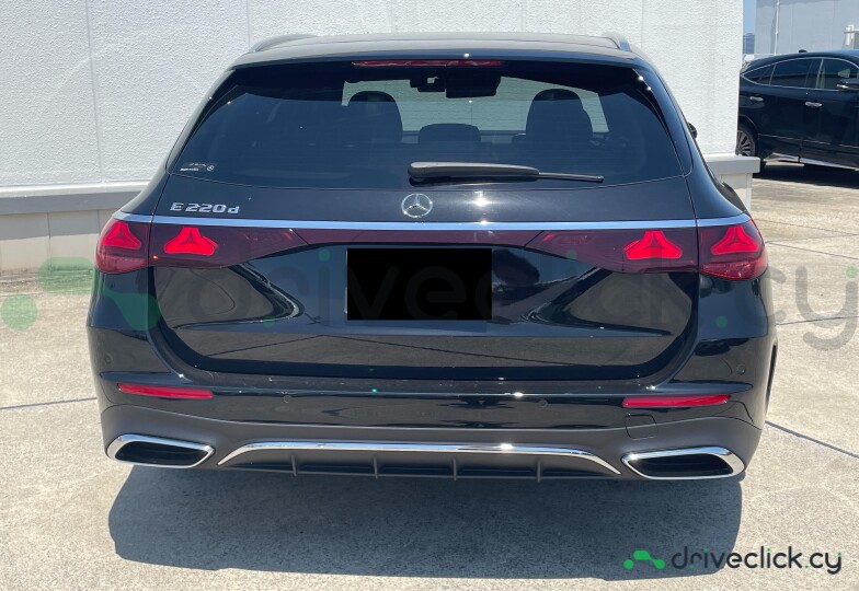 Mercedes E-class Черный
