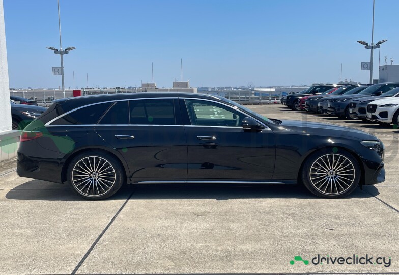 Mercedes E-class Черный