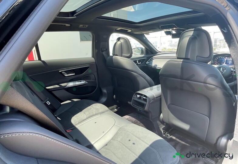 Mercedes E-class Черный
