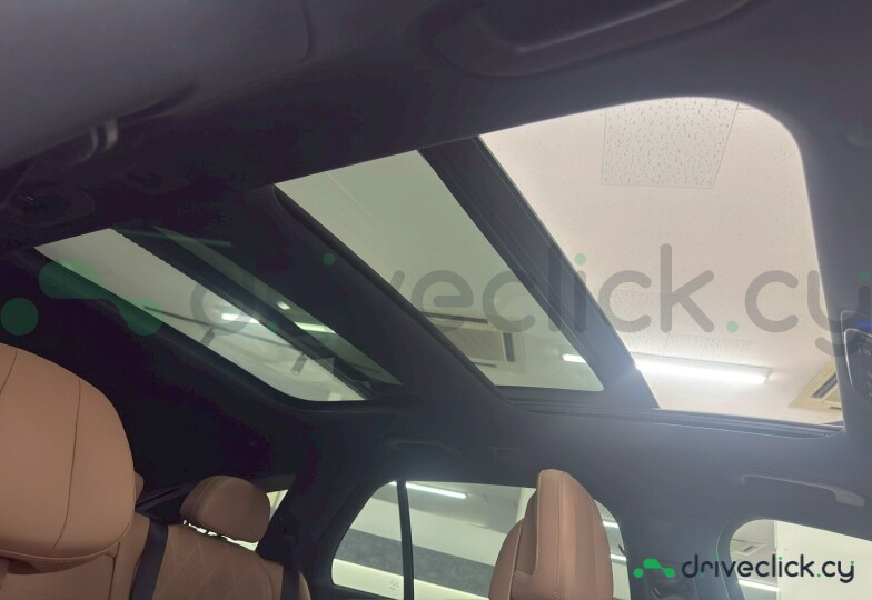 Mercedes E-class Черный