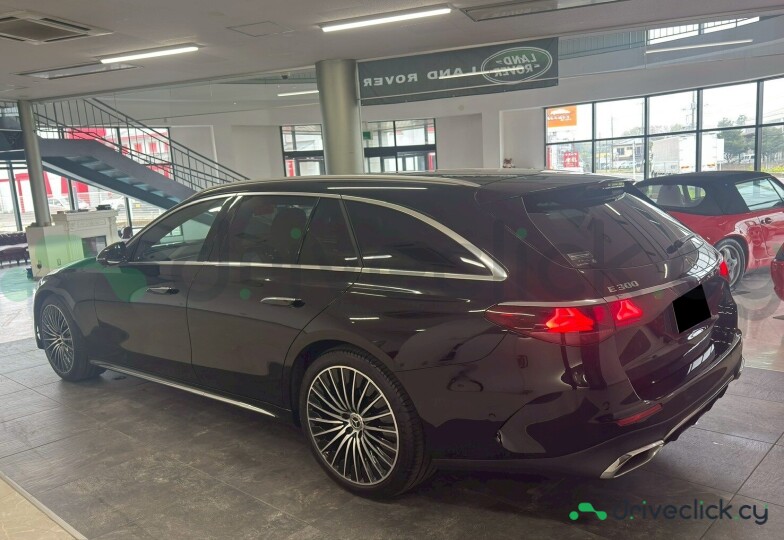 Mercedes E-class Черный
