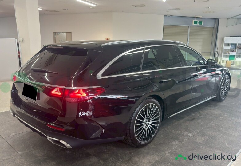 Mercedes E-class Черный
