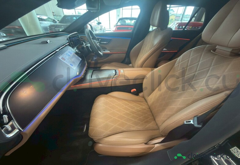Mercedes E-class Черный