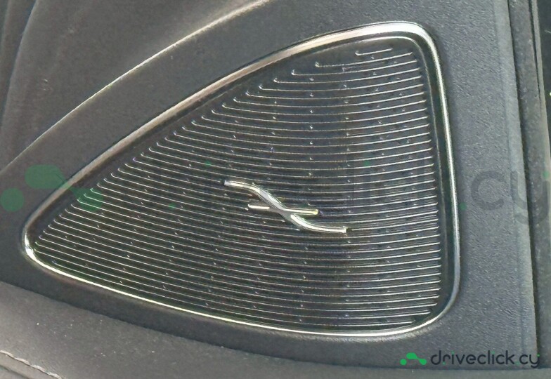 Mercedes E-class Черный