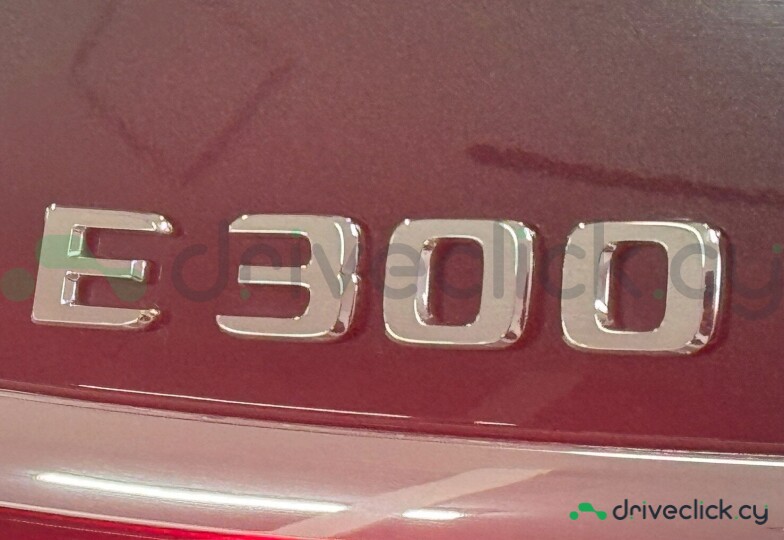 Mercedes E-class Черный