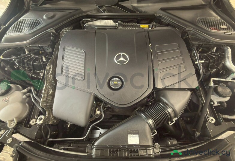 Mercedes E-class Черный