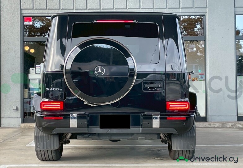 Mercedes G-class Black