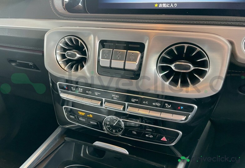 Mercedes G-class Black