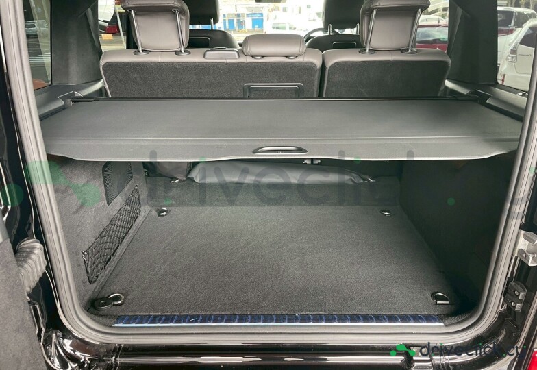 Mercedes G-class Black
