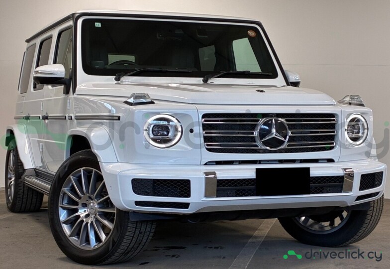 Mercedes G-class White