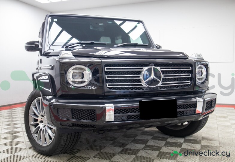 Mercedes G-class Black