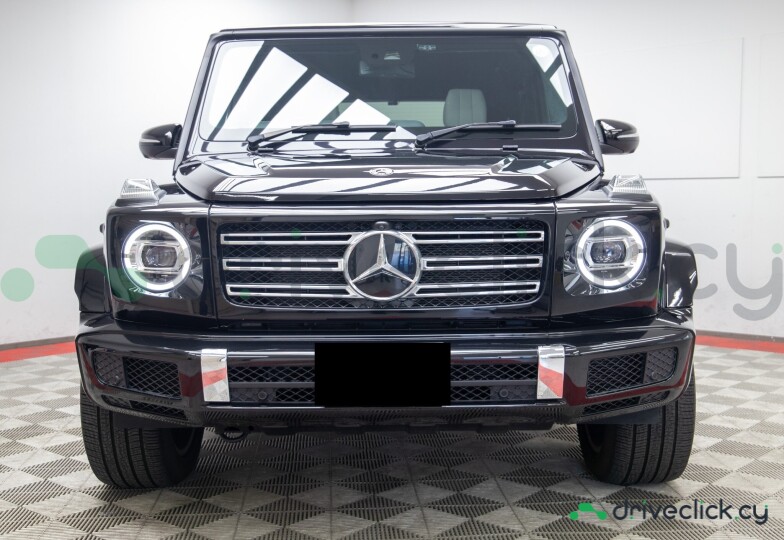 Mercedes G-class Black