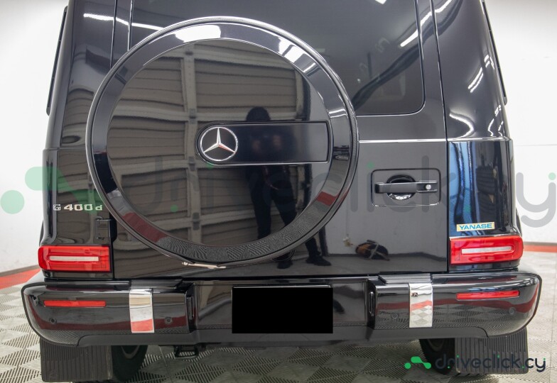 Mercedes G-class Black