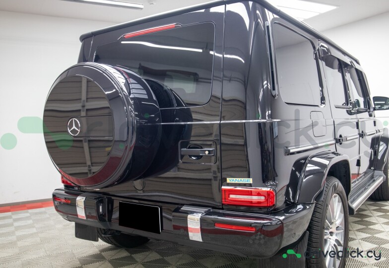 Mercedes G-class Black
