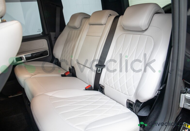 Mercedes G-class Black