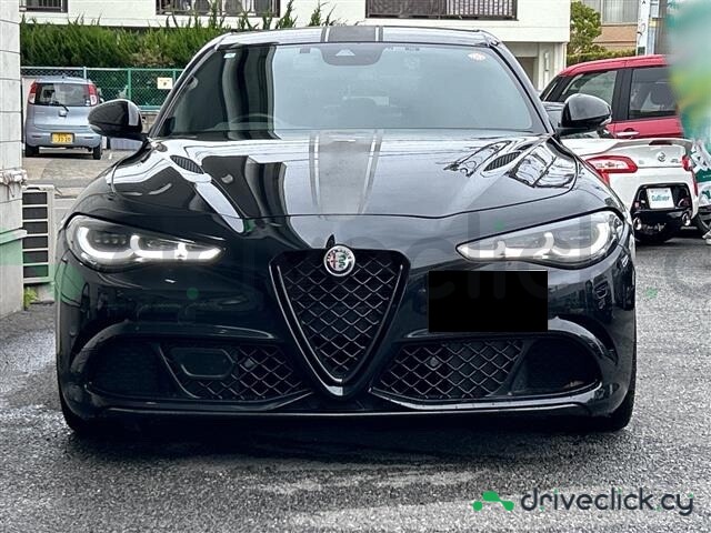 Alfa Romeo Giulia Black