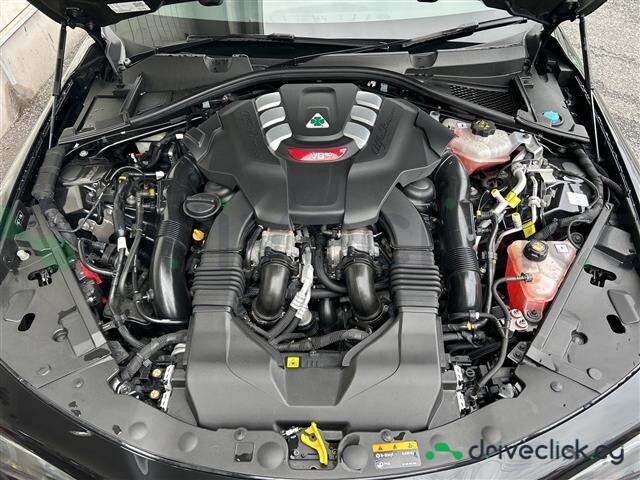 Alfa Romeo Giulia Black