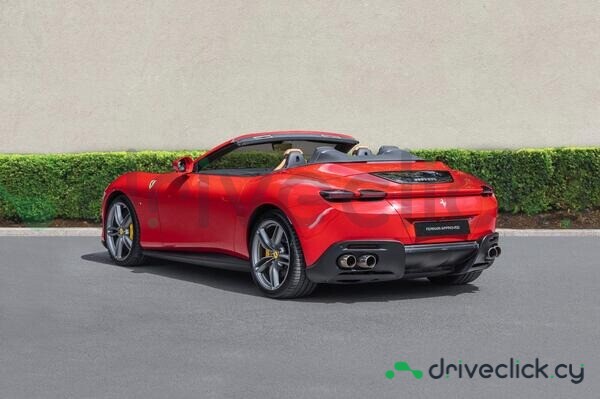 Ferrari Roma Красный