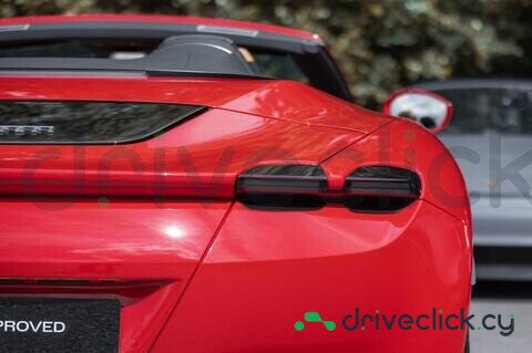 Ferrari Roma Красный