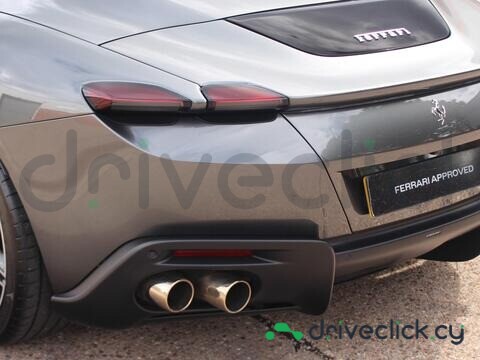 Ferrari Roma Серый