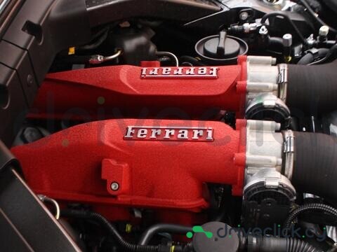 Ferrari Roma Серый