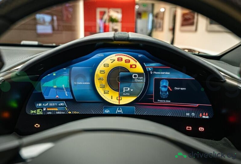 Ferrari Roma Зеленый