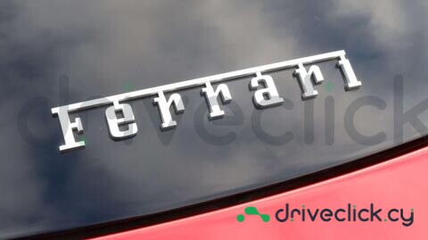Ferrari Roma Красный