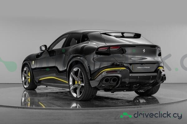 Ferrari Purosangue Черный