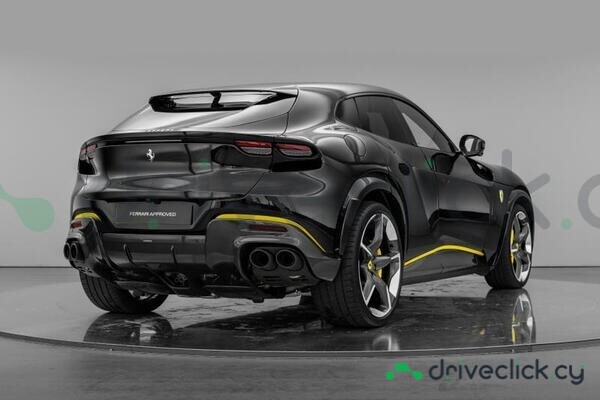 Ferrari Purosangue Черный