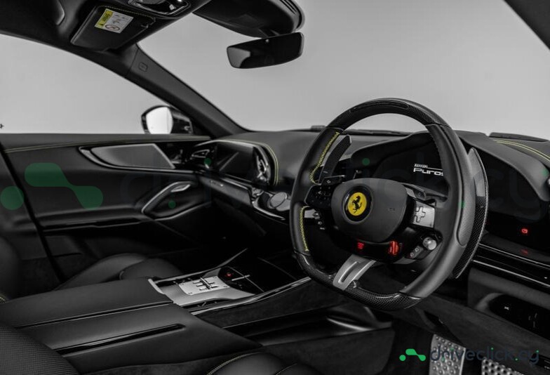 Ferrari Purosangue Черный