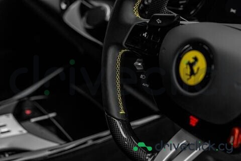 Ferrari Purosangue Черный