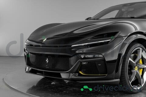 Ferrari Purosangue Черный
