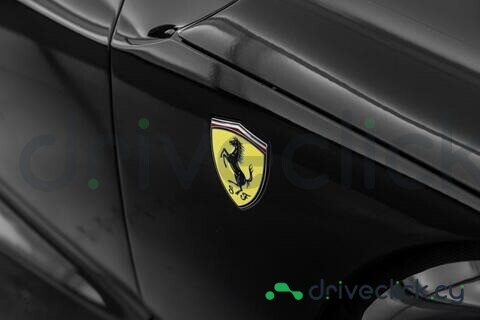 Ferrari Purosangue Черный