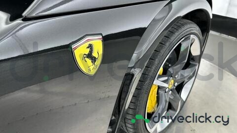 Ferrari Purosangue Черный