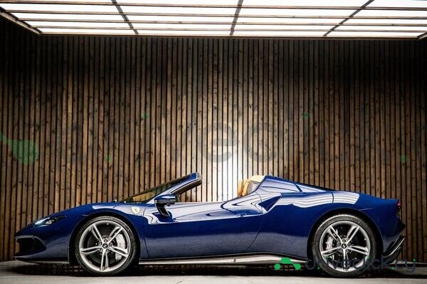 Ferrari 296 Blue