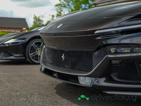 Ferrari Purosangue Черный
